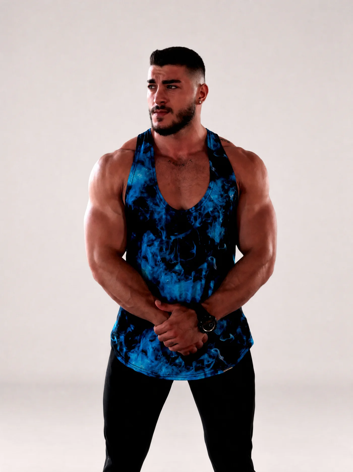 USA Fitness Atlet Captain — stüdyo çekimi